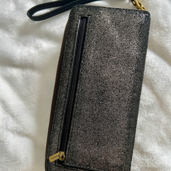 Fossil wristlet wallet/ evening purse. - Picture 3 of 8